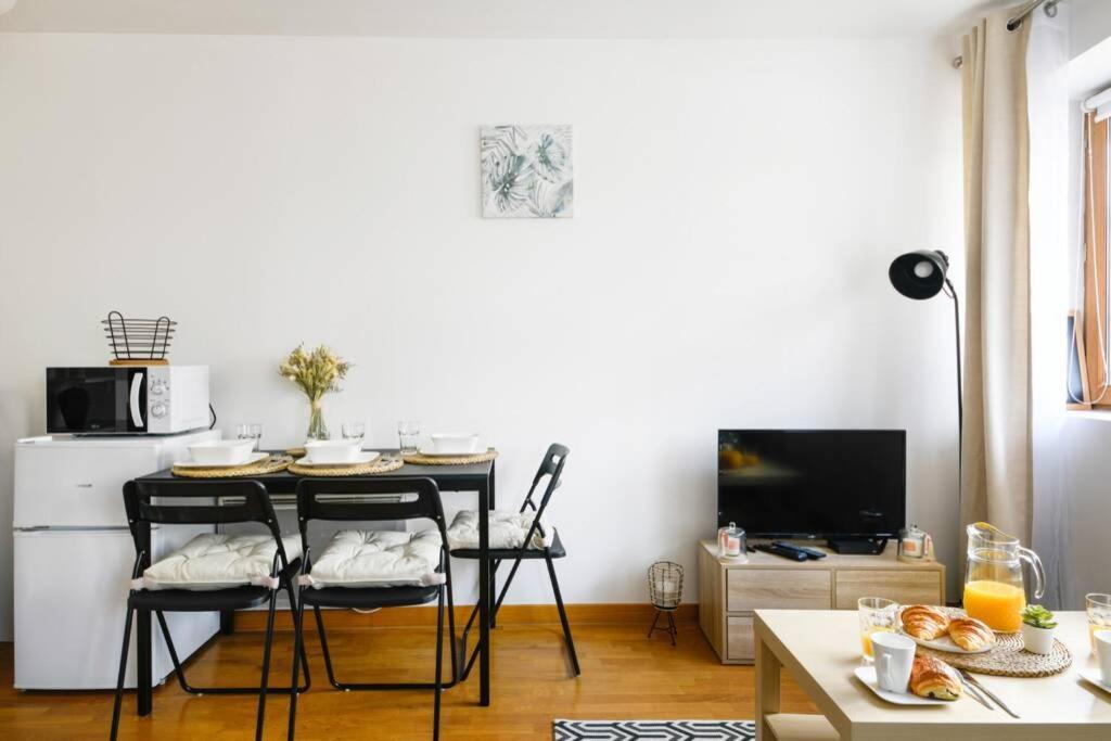 Studio Cosy En Plein Centre-Ville D'安东尼 外观 照片